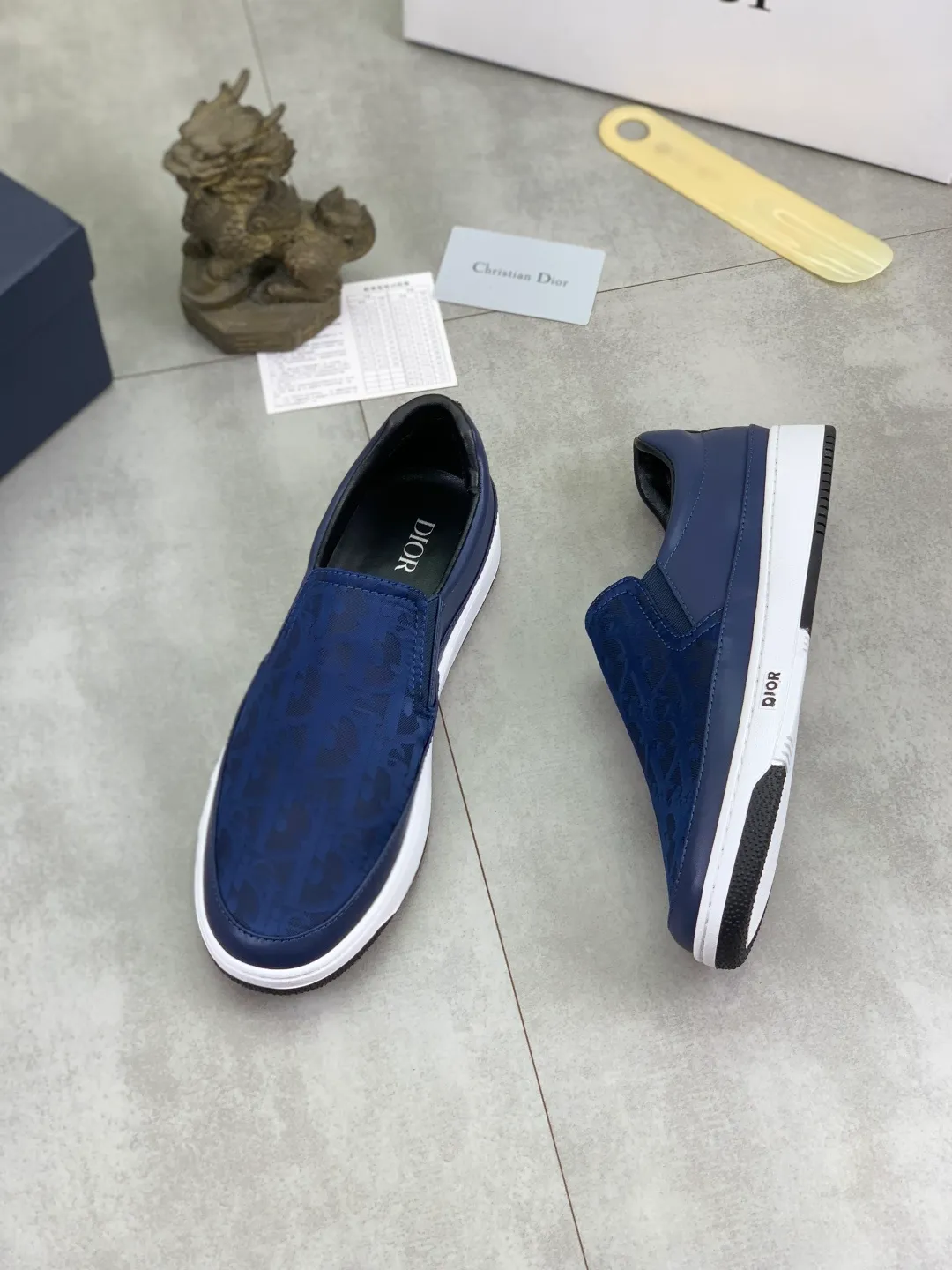 Men's Men's Shoes💰P400💰[New Style]🆘[Dior] 2025 Dior Original Lace-up Low-top Men's Shoes Classic casual shoes 🔥This model is the official flagship model with high quality and made by famous original designers. It is made of high-quality cowhide with original materials➕Comfortable and breathable mesh lining➕Pigskin insole. The perfect last shape and generous and fashionable design have attracted many consumers. Suitable for drivers to drive🚗. What you want is the highest quality in the market. Color: 4️⃣Color code number: 38--44 (45 customized)